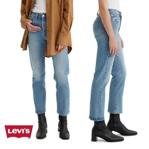 Sz 26 Levi’s® Premium Women's Light Blue Wedgie Straight Leg Jeans Raw Edge Hem